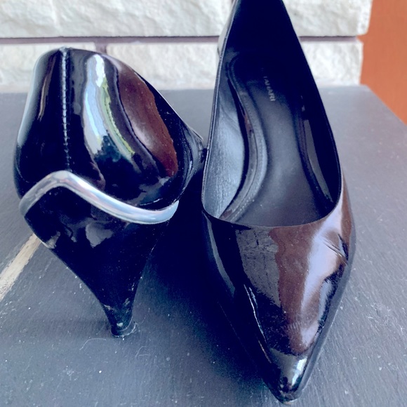 Elie Tahari black patent leather heels - Picture 3 of 4